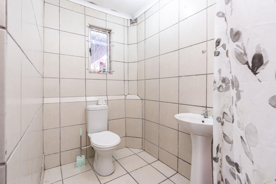 4 Bedroom Property for Sale in Parow Western Cape